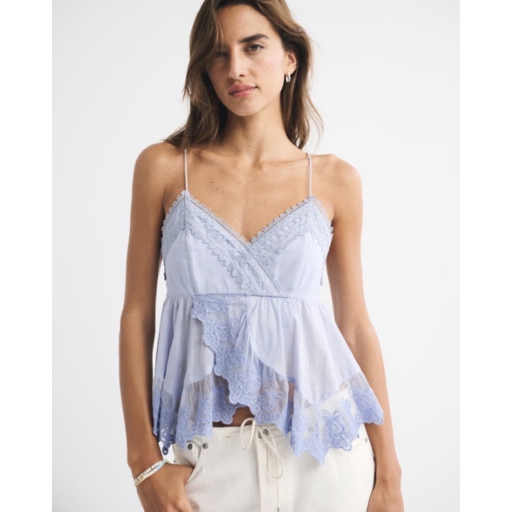 Abercrombie & Fitch Babydoll Tank Top Women Large Light Blue Lace Trim Flowy NEW